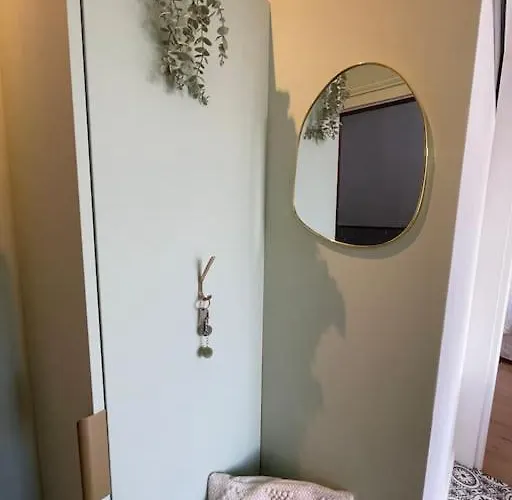 Thermal A 10 Min A Pied De La Gare Lägenhet *